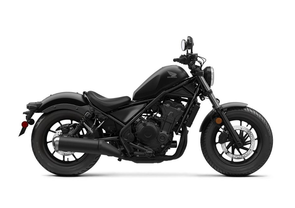 Honda Rebel 500 motorbike rental in Bangkok, cruiser big bike for city rides and long trips